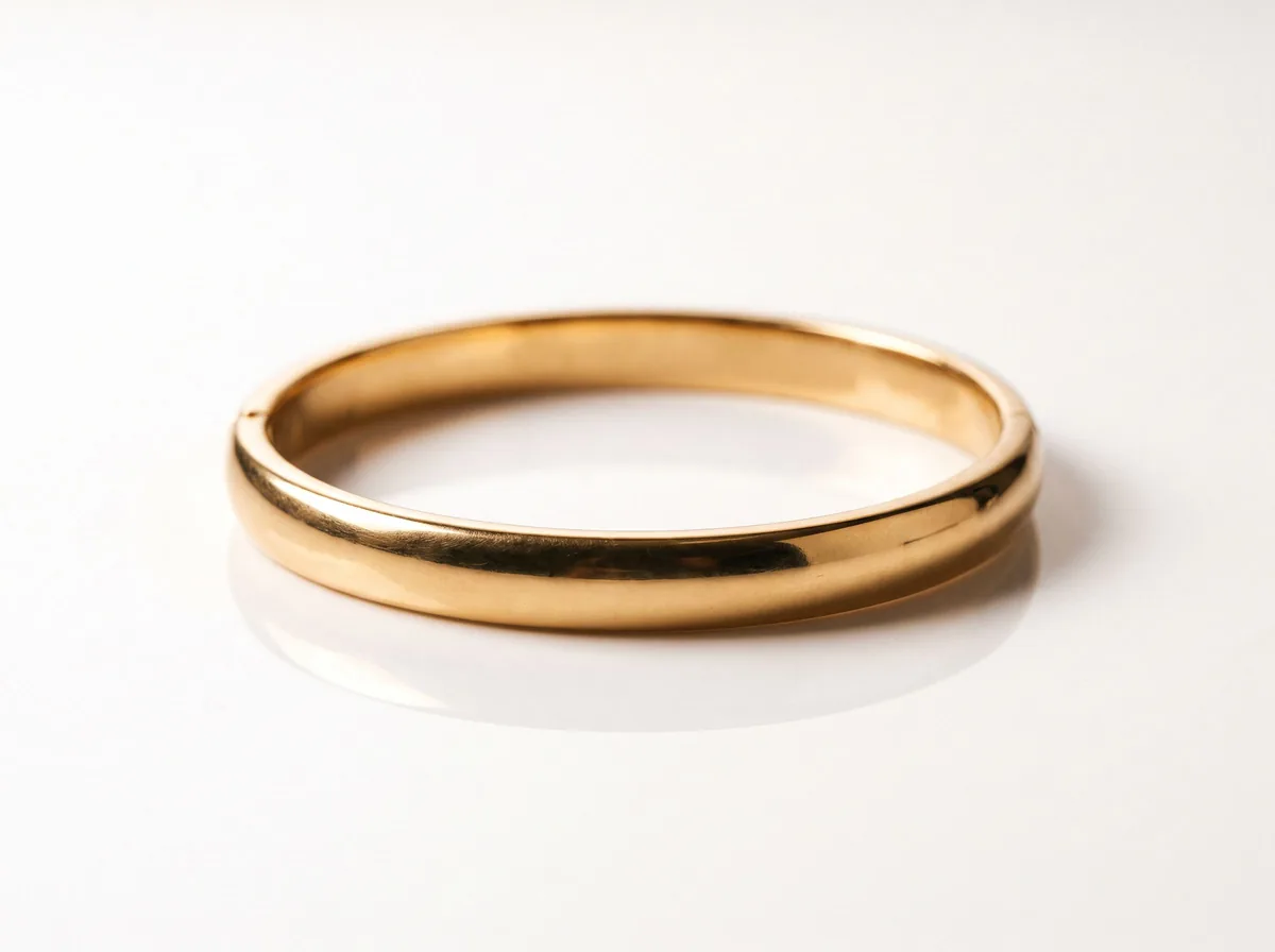 White on white: jewelry product photography example