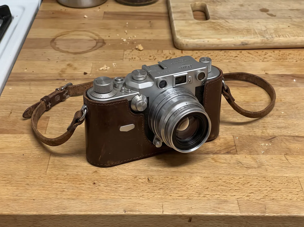 Phone photo before AI eBay Product Photos