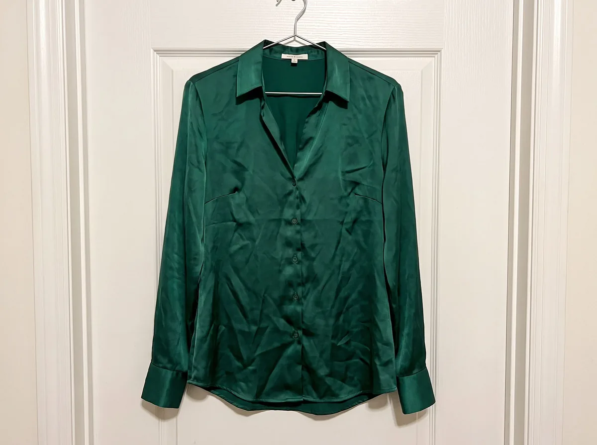 Phone photo before Virtual Try On Clothes With AI
